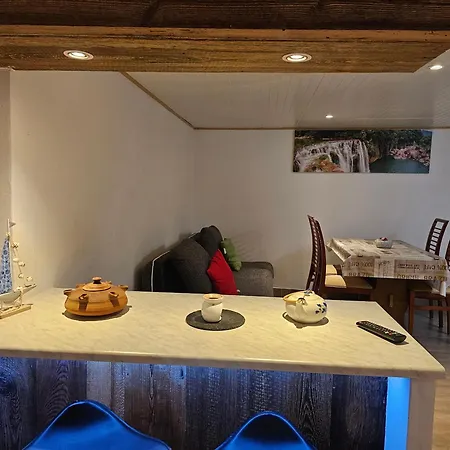 Joli Au Coeur Du Village *