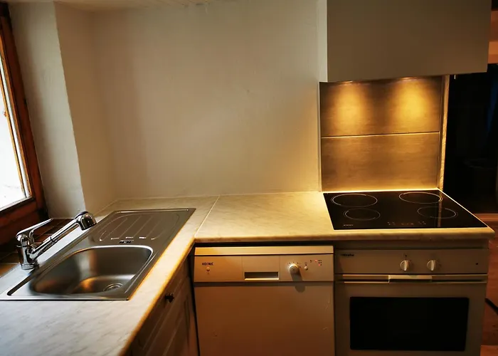 Joli Au Coeur Du Village Apartmán *